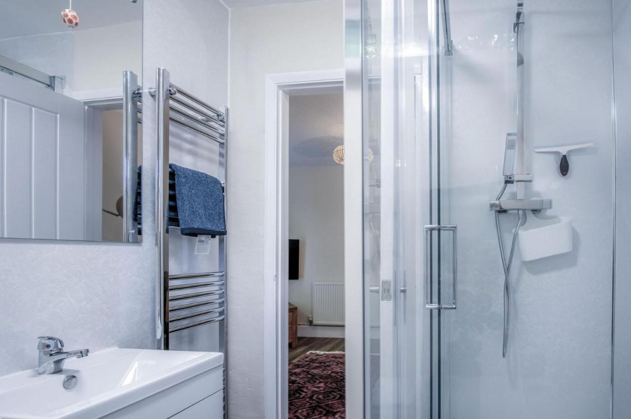 Croft Court - 1 Bedroom Apartment - Тенбі Екстер'єр фото
